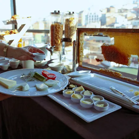 The Halich Karakoy - Special Category 4*